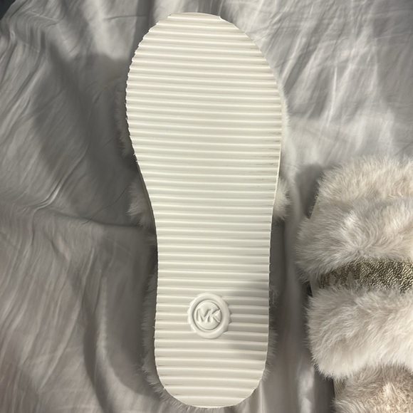 Michael Kors slippers - Picture 3 of 3